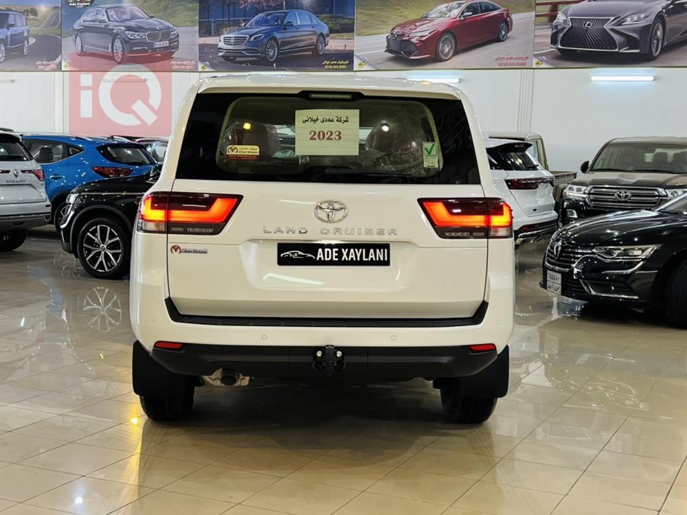 تويوتا لاندكروزر